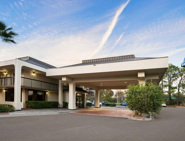 Days Inn by Wyndham Jacksonville Airport hotel detail image 2