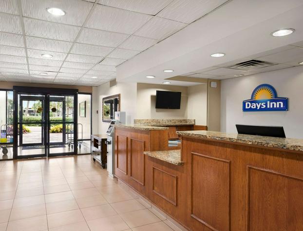 Days Inn by Wyndham Jacksonville Airport hotel detail image 4