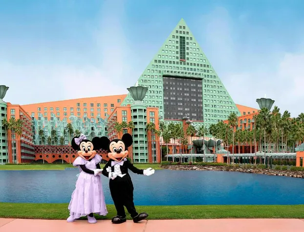 Walt Disney World Swan hotel detail image 4