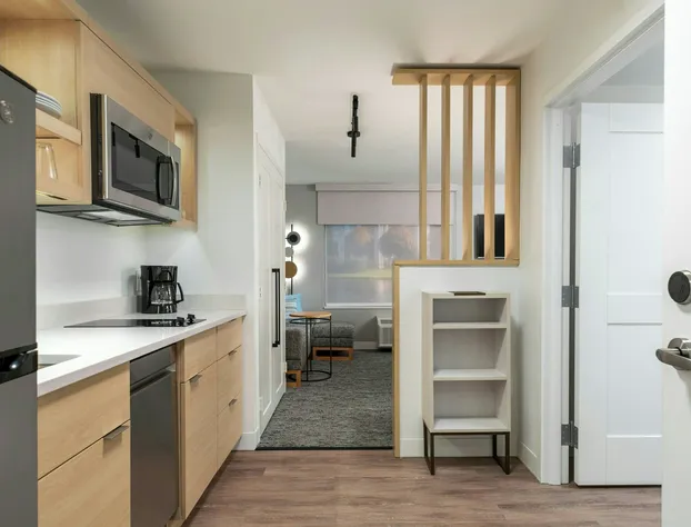 Towneplace Suites By Marriott Daytona Beach Oceanfront hotel detail image 4