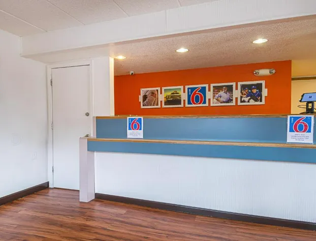 Motel 6 Knoxville, TN - North hotel detail image 2