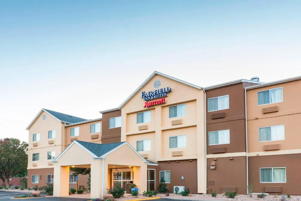 Fairfield Inn & Suites Lubbock hotel hero