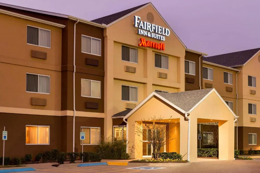 Fairfield Inn & Suites Waco South hotel hero
