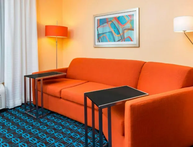 Fairfield Inn & Suites Victoria hotel detail image 4