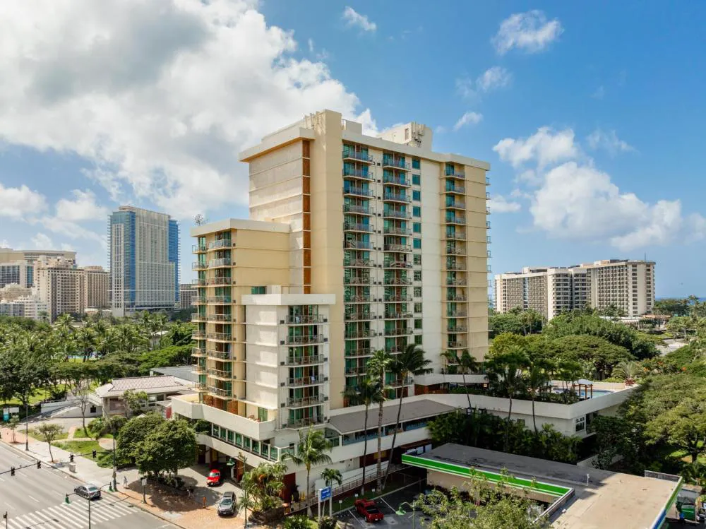 Luana Waikiki Hotel & Suites hotel hero