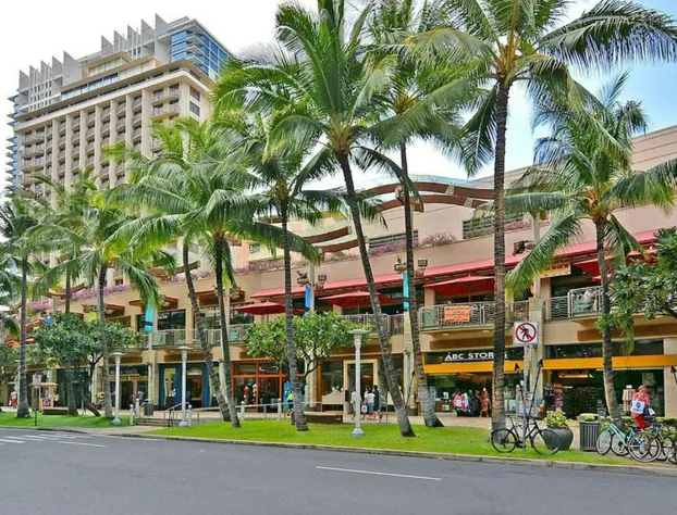 Luana Waikiki Hotel & Suites hotel detail image 2