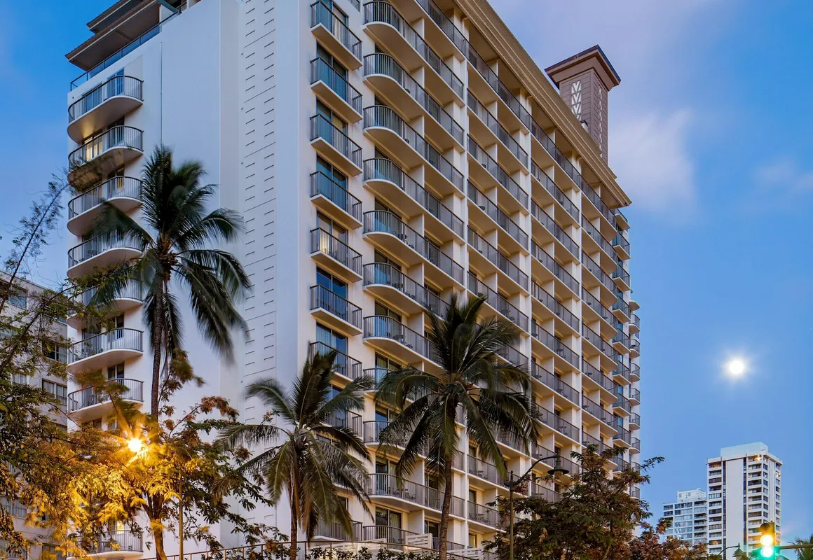 Hilton Garden Inn Waikiki Beach hotel hero
