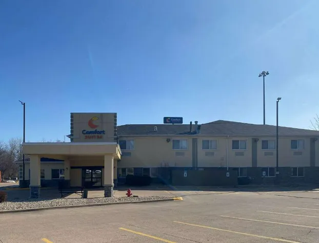 Comfort Suites Peoria I-74 hotel detail image 2