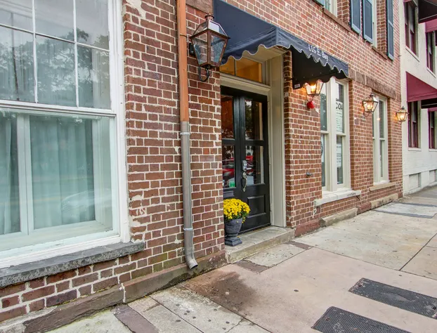 The Suites at Bay hotel detail image 3