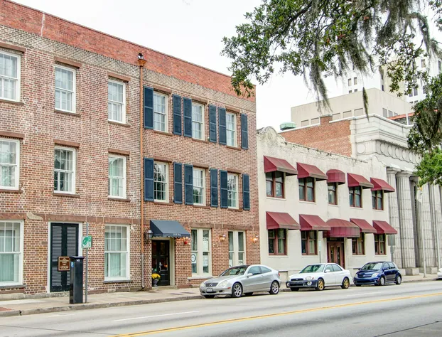 The Suites at Bay hotel detail image 1