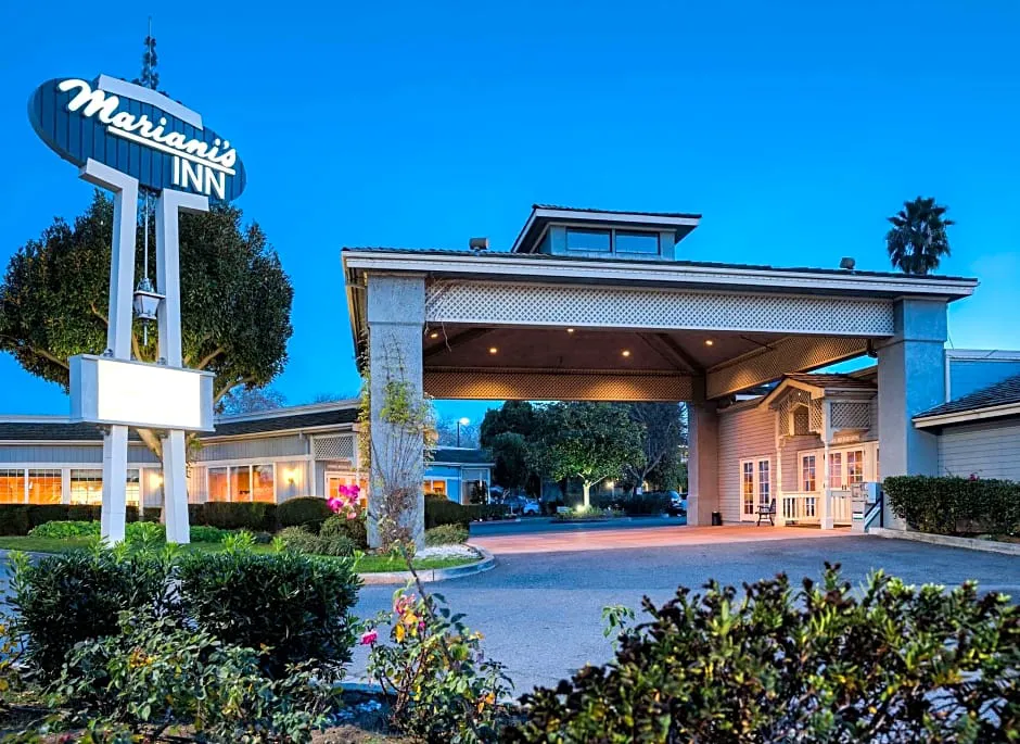 Mariani's Inn hotel hero