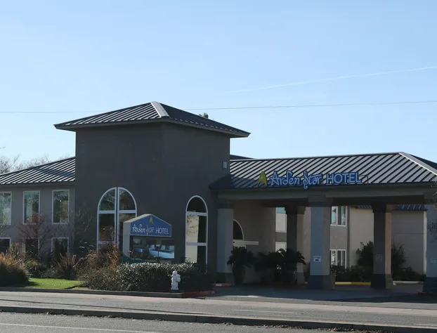 Arden Star Hotel hotel detail image 1