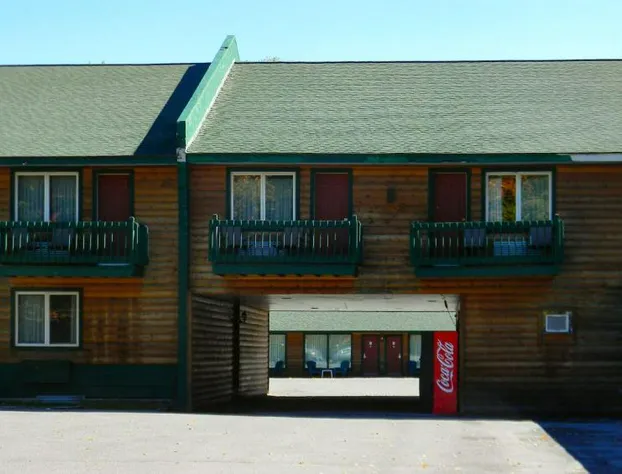 Adirondack Lodge Old Forge hotel detail image 2