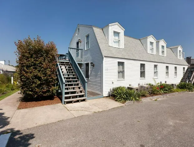 Blue Water Resort hotel detail image 3