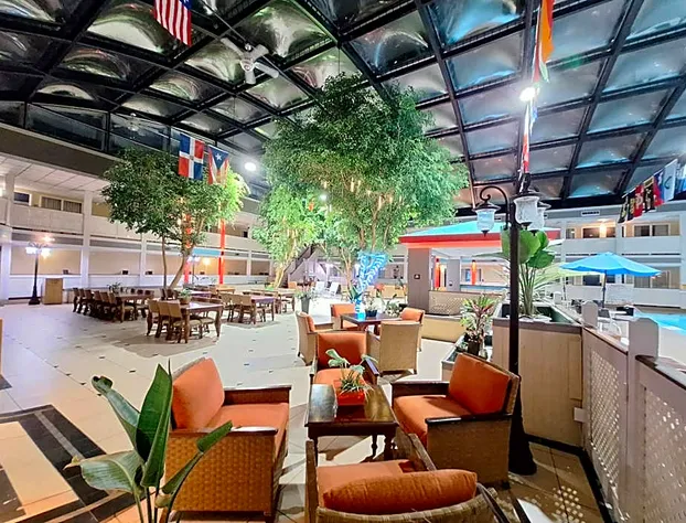 Travelodge by Wyndham Indianapolis Speedway hotel detail image 4