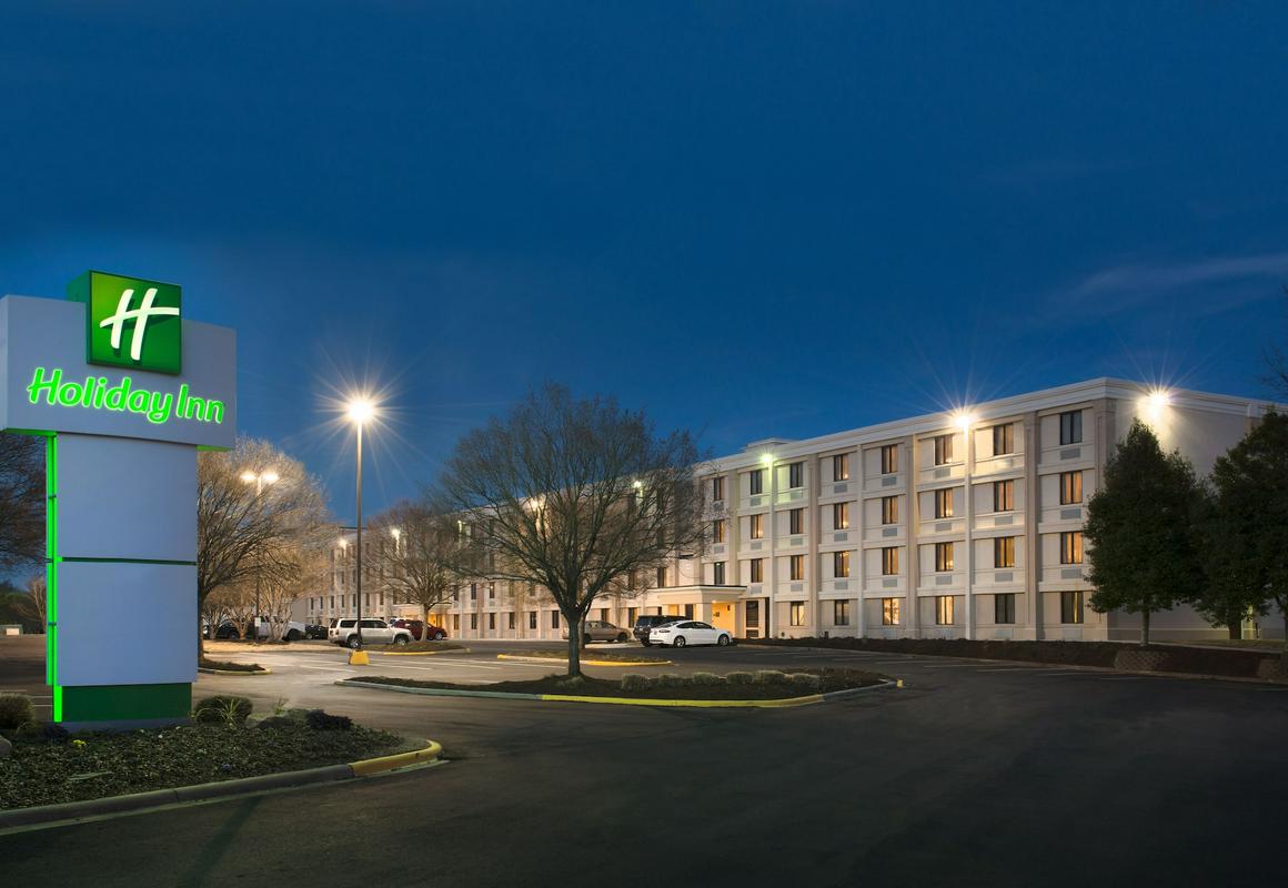 Holiday Inn Charlotte Airport, an IHG Hotel hotel hero