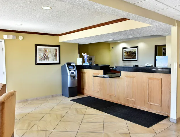 Baymont by Wyndham Robinson hotel detail image 4