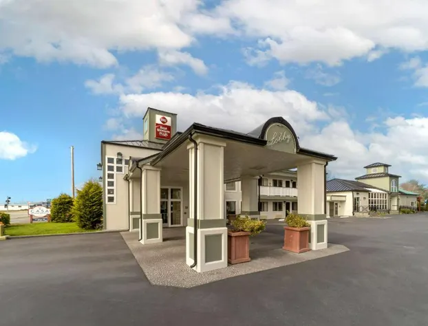 Best Western Plus Northwoods Inn hotel detail image 1