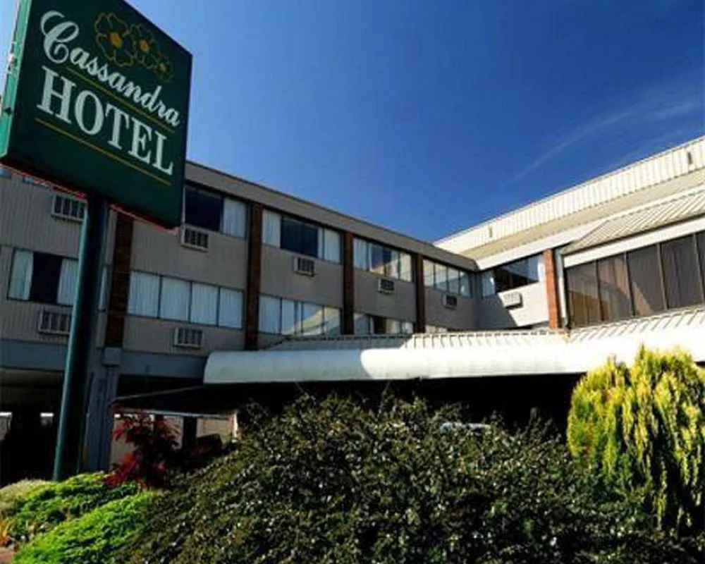 Cassandra Hotel hotel hero