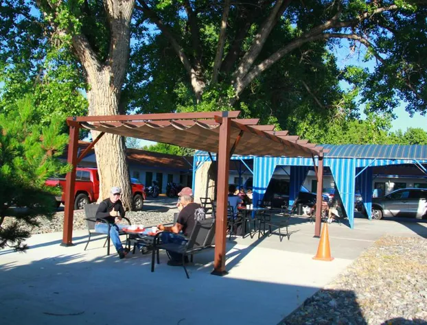 Sunrise Motor Inn hotel detail image 4