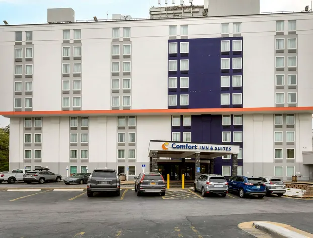 Comfort Inn & Suites Alexandria West hotel detail image 1