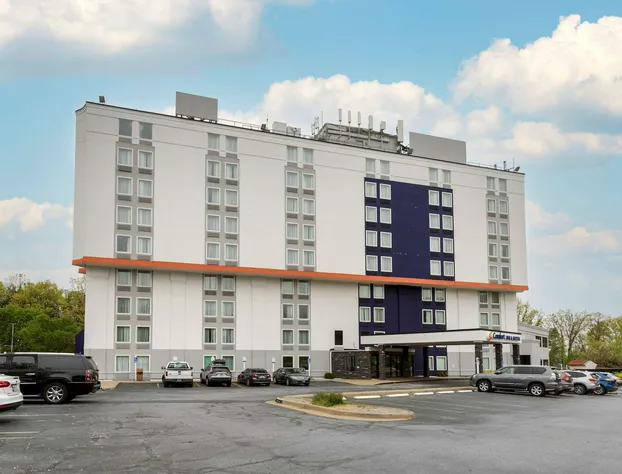 Comfort Inn & Suites Alexandria West hotel detail image 1