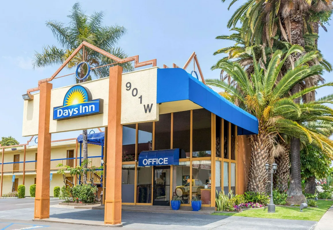 Days Inn by Wyndham Los Angeles Stadium Area/LAX hotel hero