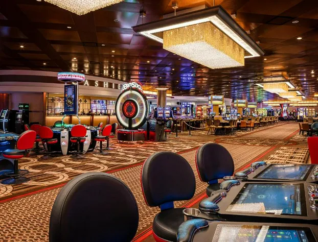 HoteLumiere at the Arch - A Caesars Rewards Destination hotel detail image 4