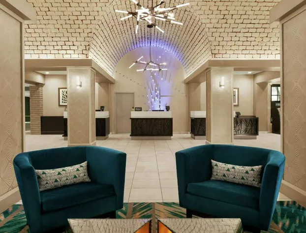 Embassy Suites by Hilton Arcadia Pasadena Area hotel detail image 3