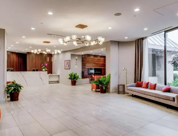 Hilton Chicago/Oak Lawn hotel detail image 1