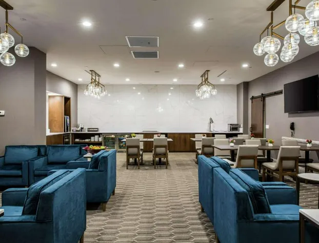 Hilton Chicago/Oak Lawn hotel detail image 4