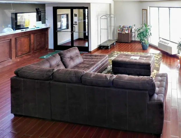 Quality Inn And Suites hotel detail image 3