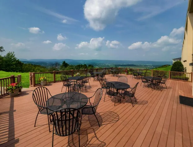 Hampton Inn Hazleton hotel detail image 2