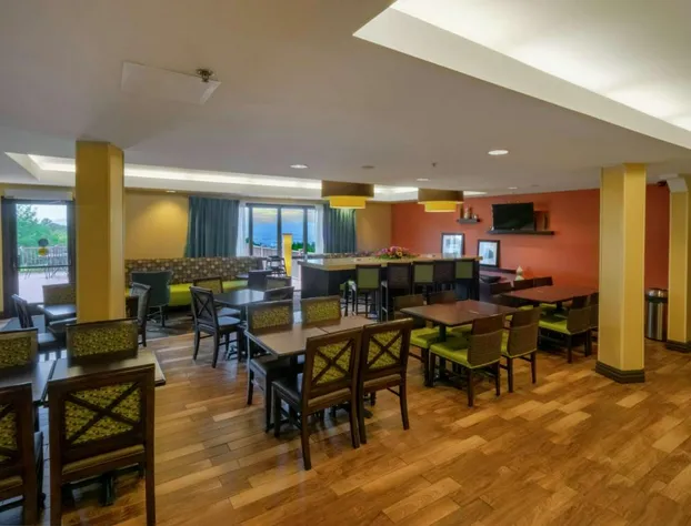 Hampton Inn Hazleton hotel detail image 4