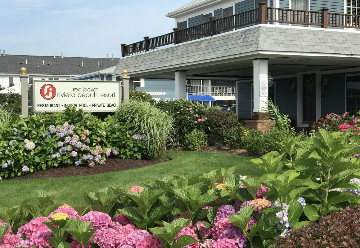 Riviera Beach Resort hotel hero