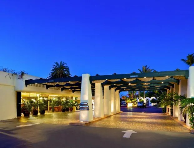 Bahia Resort Hotel hotel detail image 3