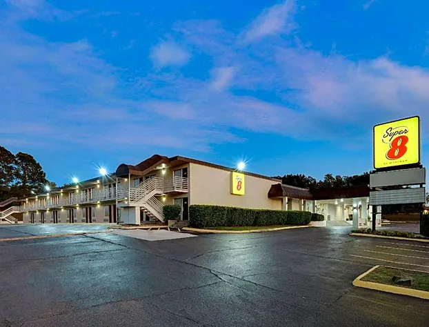 Super 8 by Wyndham Fort Smith hotel detail image 1