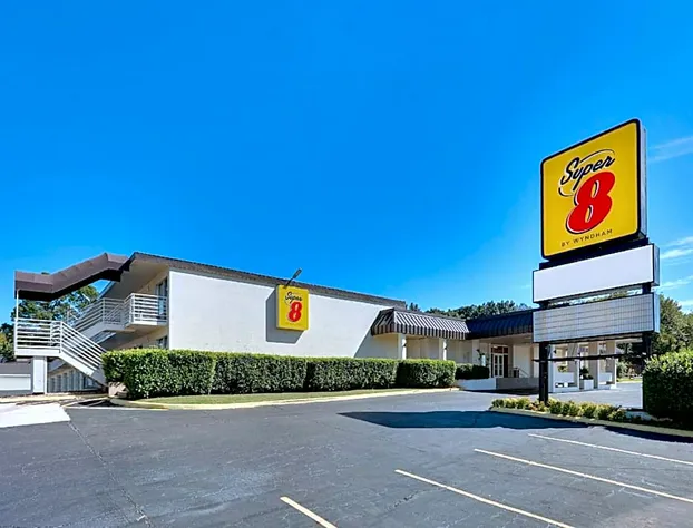 Super 8 by Wyndham Fort Smith hotel detail image 3