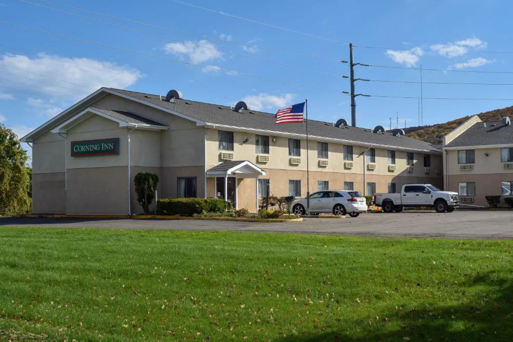 Corning Inn hotel hero
