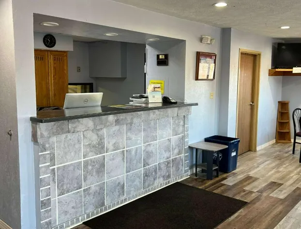 Super 8 by Wyndham Altoona hotel detail image 1