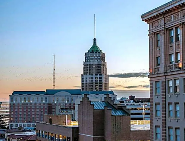 The St. Anthony, A Luxury Collection Hotel, San Antonio hotel detail image 3