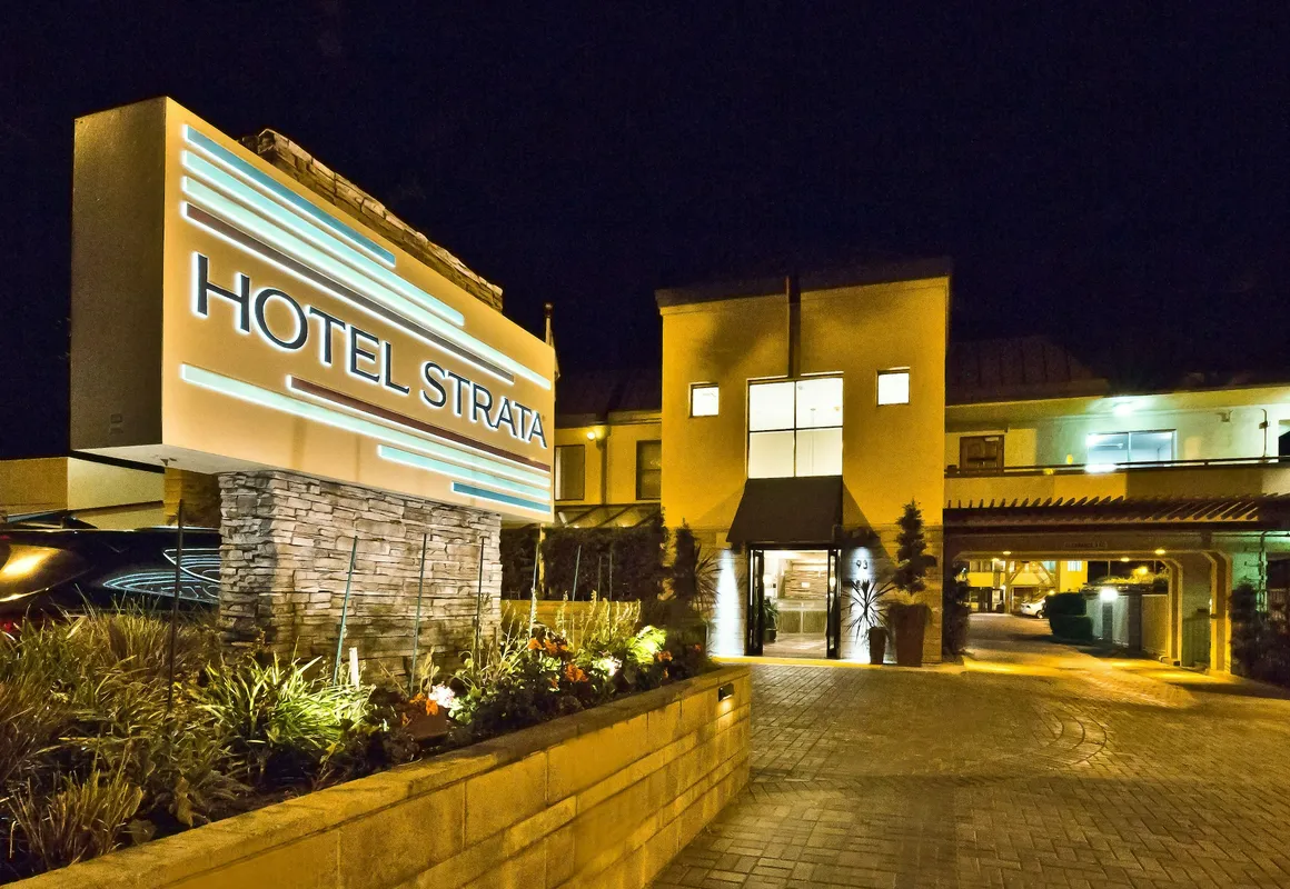 Hotel Strata hotel hero