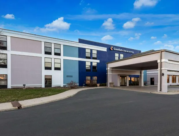 Comfort Inn & Suites Fishers - Indianapolis hotel detail image 2