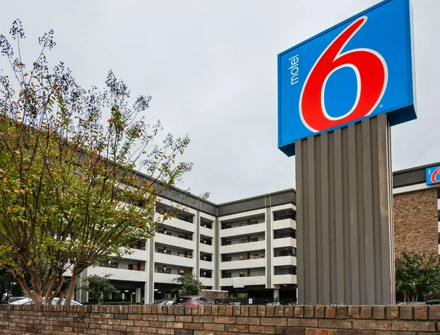 Motel 6 Columbus, GA - Downtown hotel detail image 1