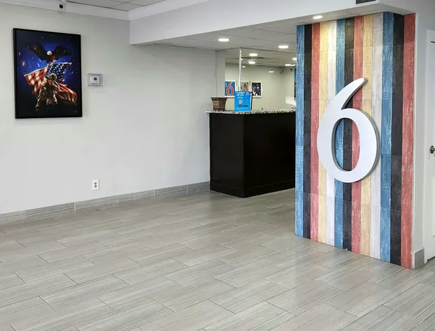 Motel 6 Columbus, GA - Downtown hotel detail image 3