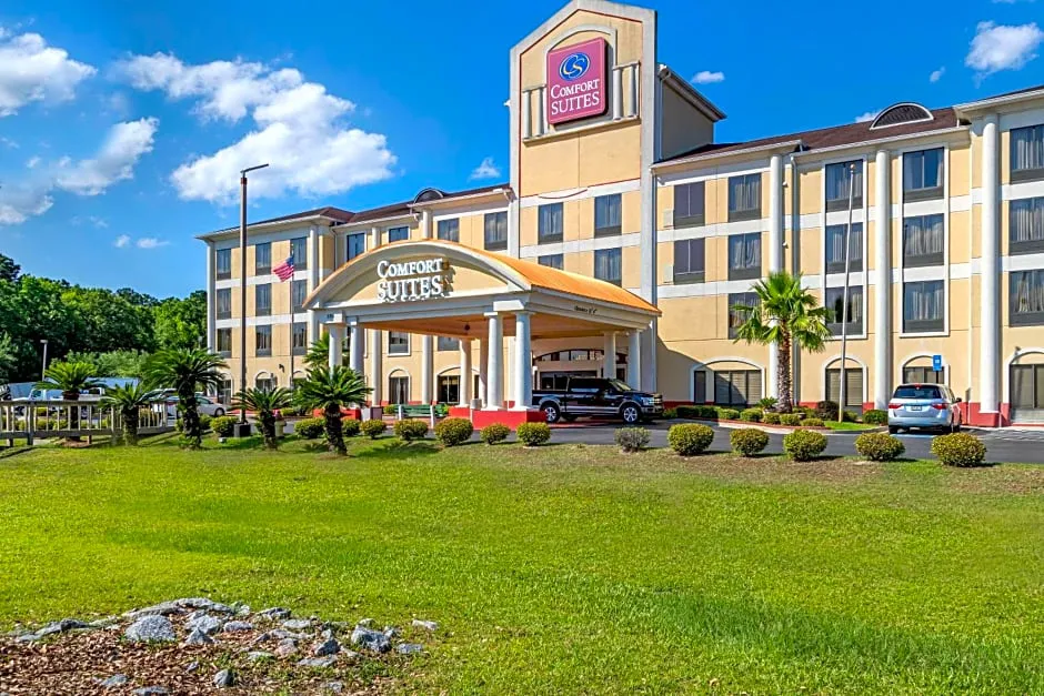 Comfort Suites Savannah Gateway I-95 hotel hero