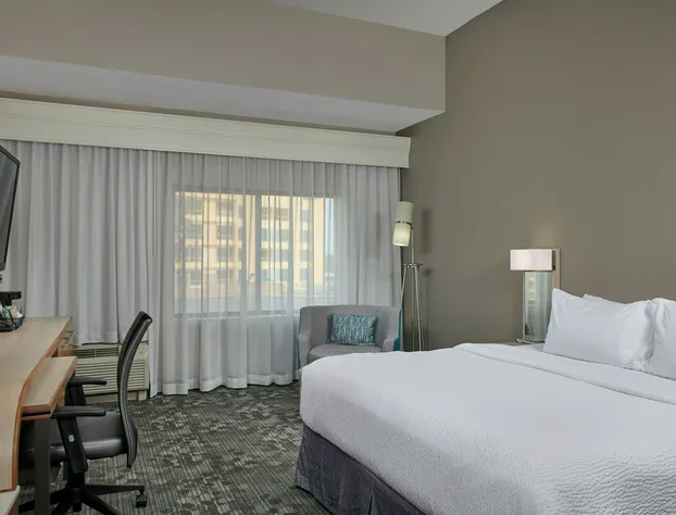 Courtyard by Marriott Harrisonburg hotel detail image 4