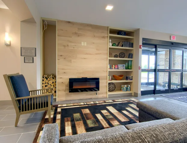 Comfort Inn & Suites Liverpool - Syracuse North hotel detail image 3