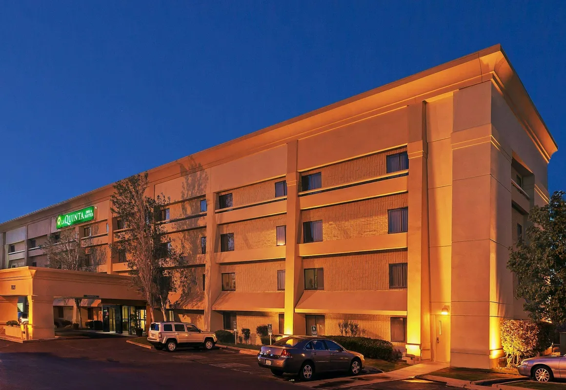 La Quinta Inn & Suites by Wyndham El Paso West Bartlett hotel hero