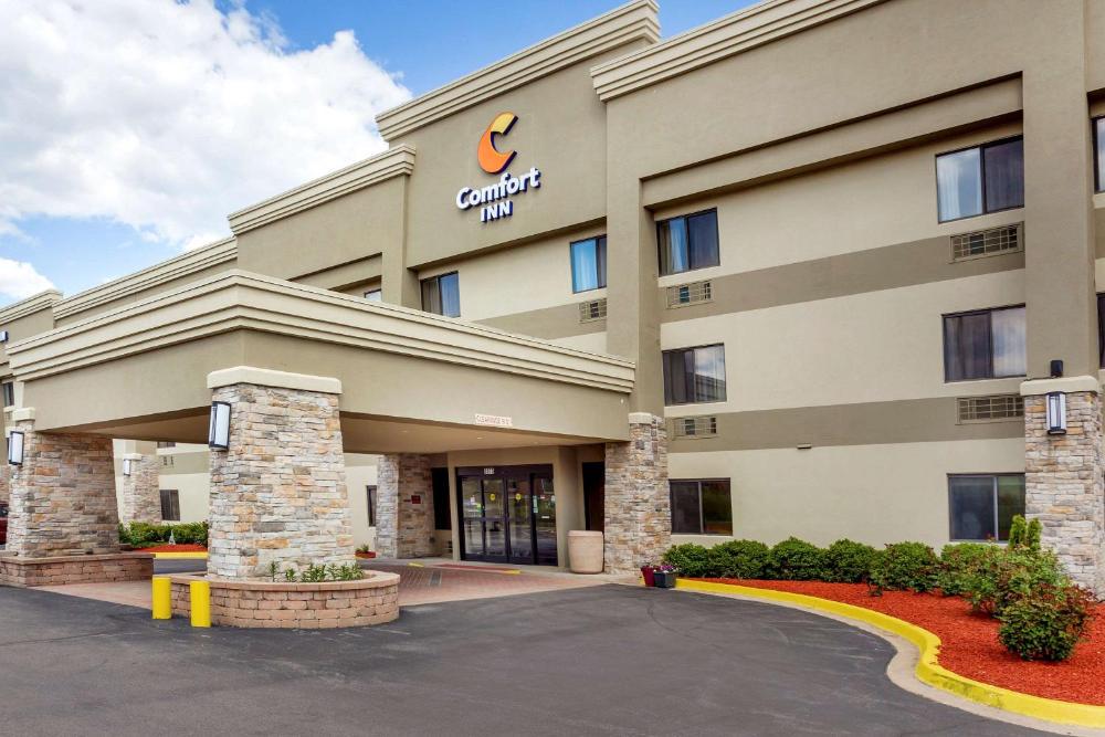 Comfort Inn Hoffman Estates - Schaumburg hotel hero